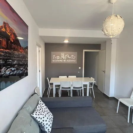 Incredible For 10 In Downtown By Elconserje